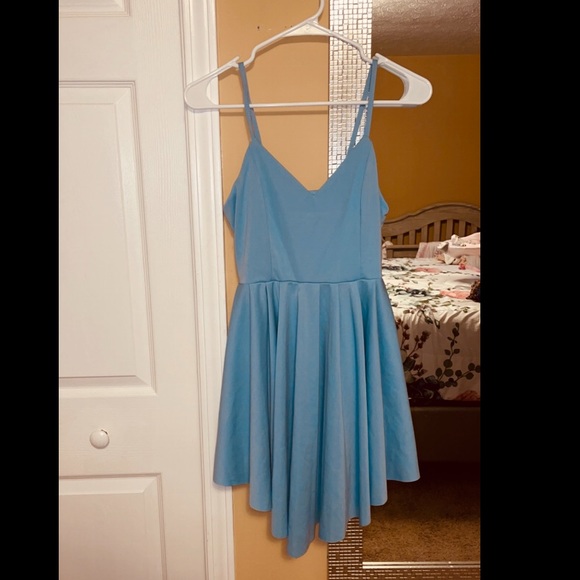 Size: Large - Picture 1 of 1